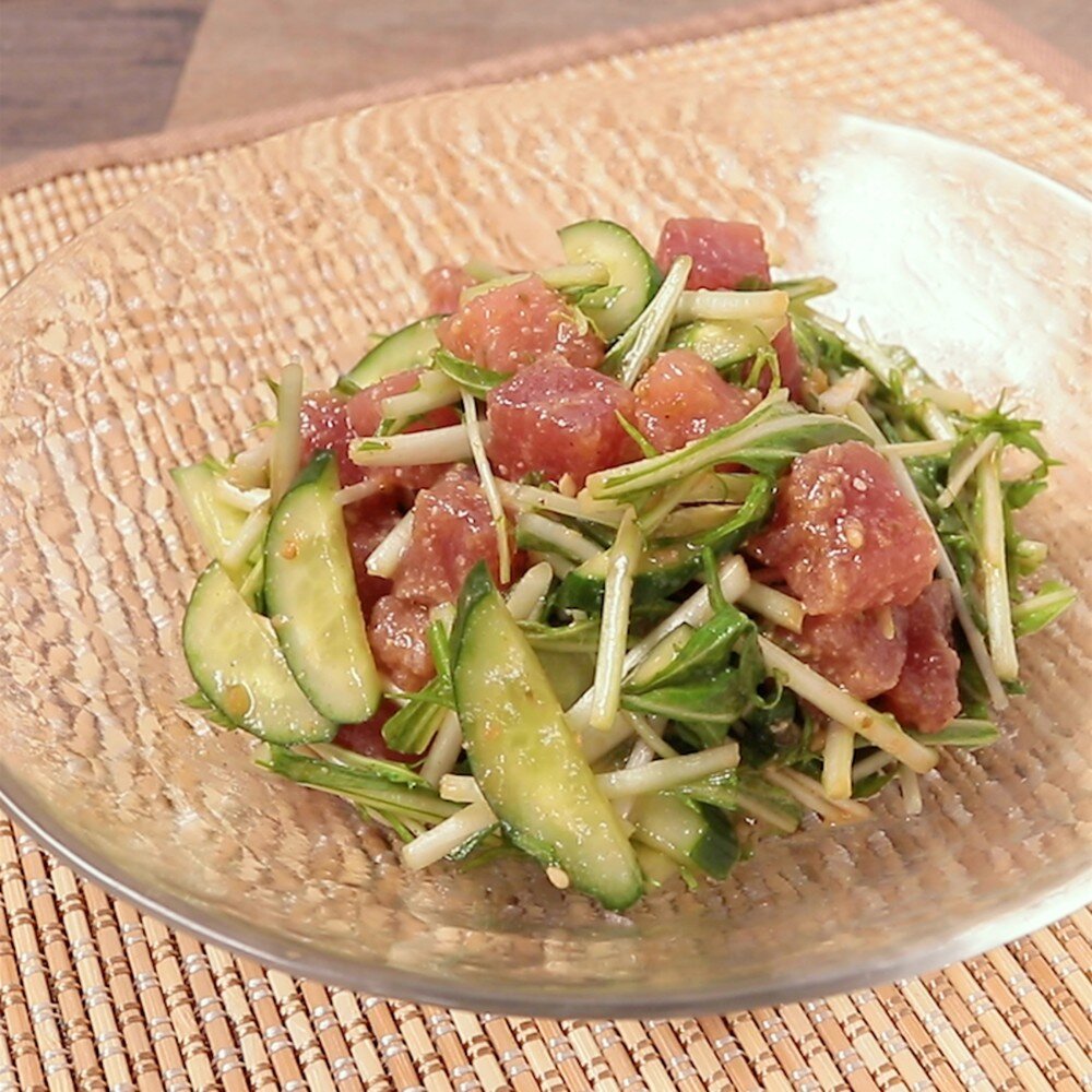 水菜とマグロのゆず胡椒ドレッシングサラダ