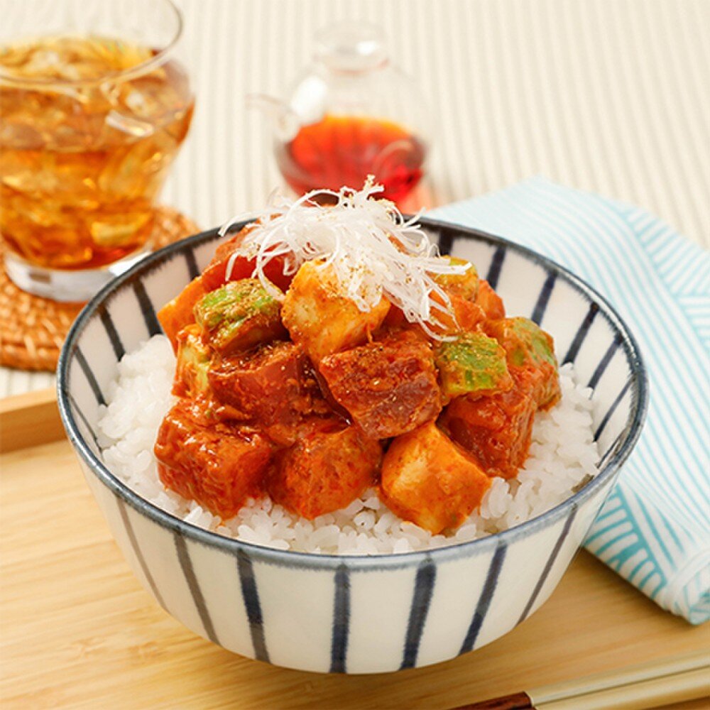 旨辛しびれ！まぐろの濃厚麻辣坦々丼