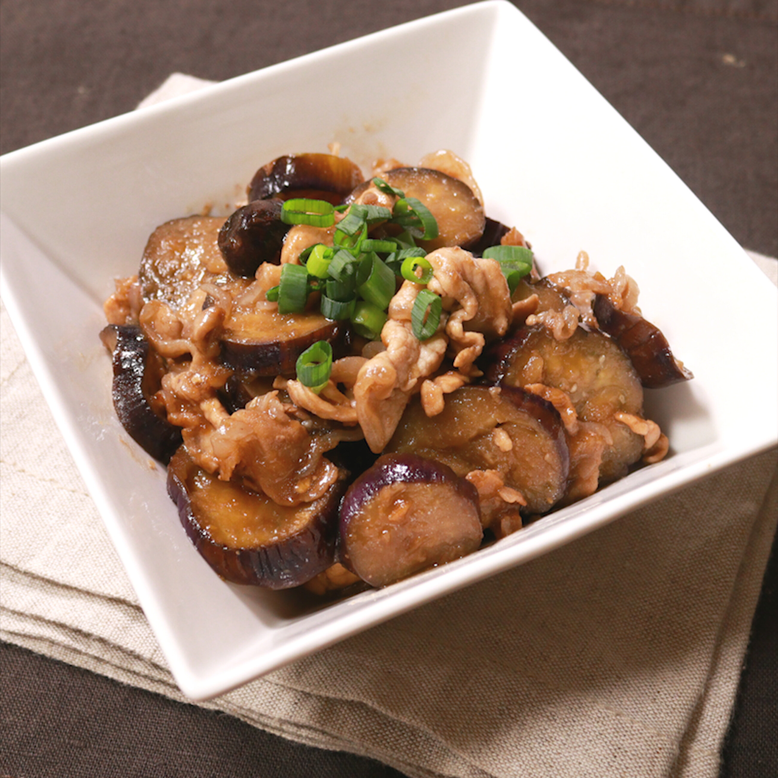 生姜が爽やかな豚肉とナスのポン酢炒め