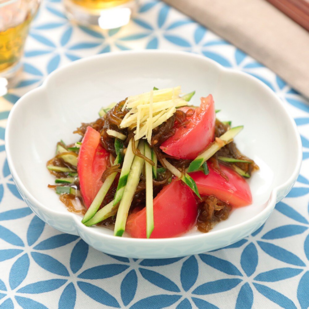 さっぱり♪トマトときゅうりのもずく和え