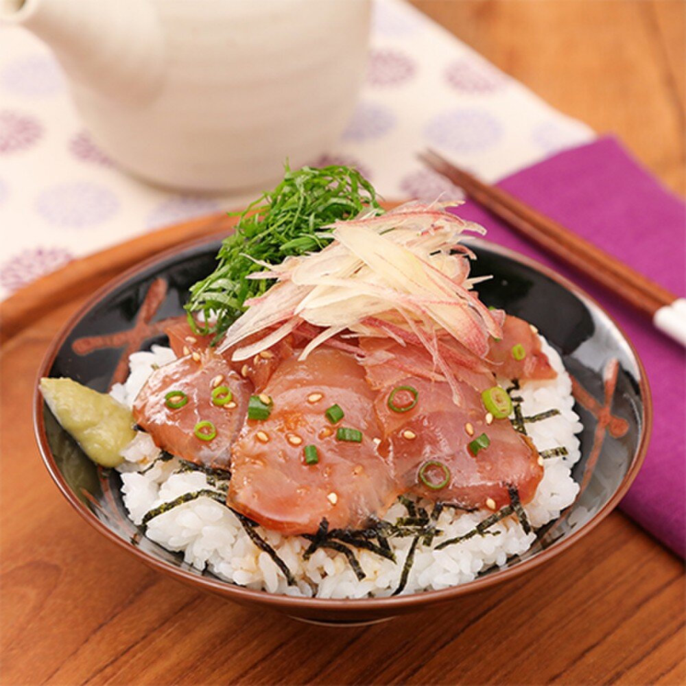 薬味たっぷり♪ぶりのりゅうきゅう丼